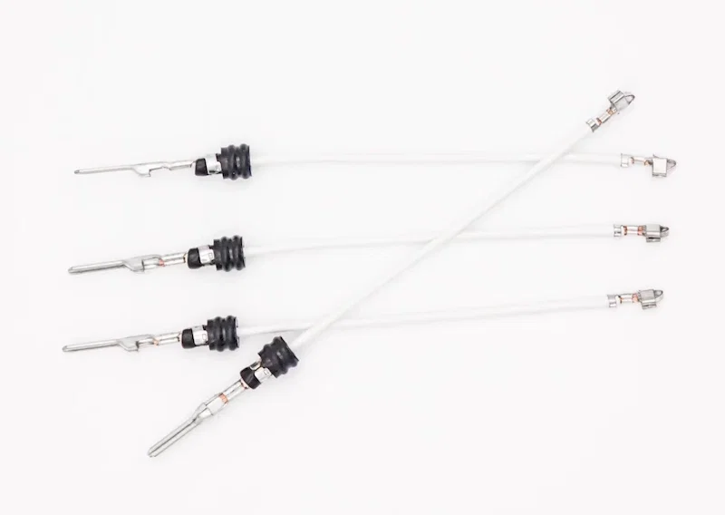 Maszyna do zaciskania drutu i uszczelniania wodnego, maszyna do wkładania uszczelniającego wodą, maszyna do wkładania