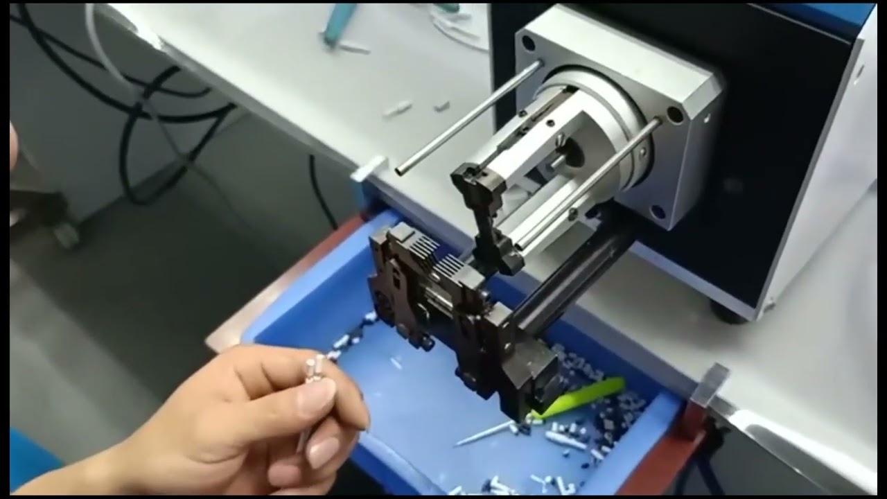 ماكينة تجريد الكابلات المحورية شبه الأوتوماتيكية لـ RG58 و RG6