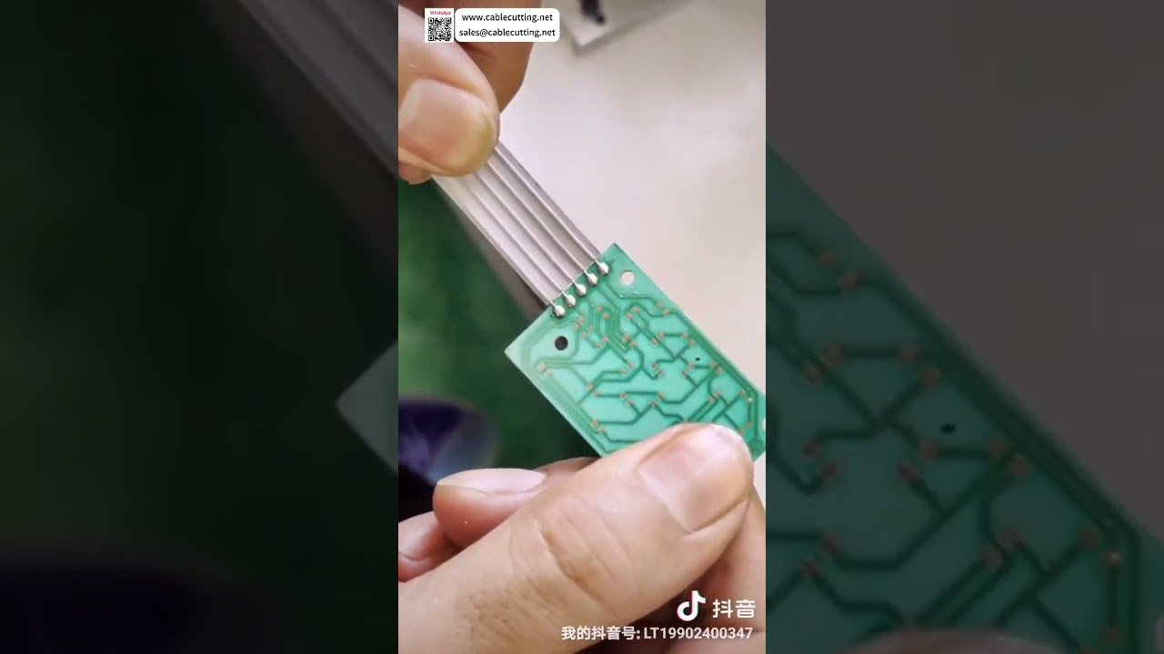 آلة لحام كابل الشريط بلوحة PCB | إنتاج 700 قطعة/ساعة مع وصلات لحام خالية من العيوب